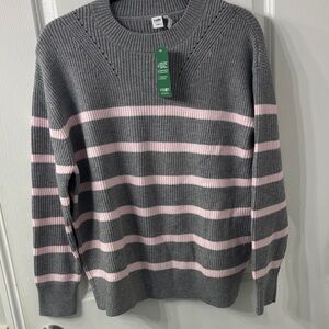 Simon’s NWT M Gray Sweater with Pink Stripes